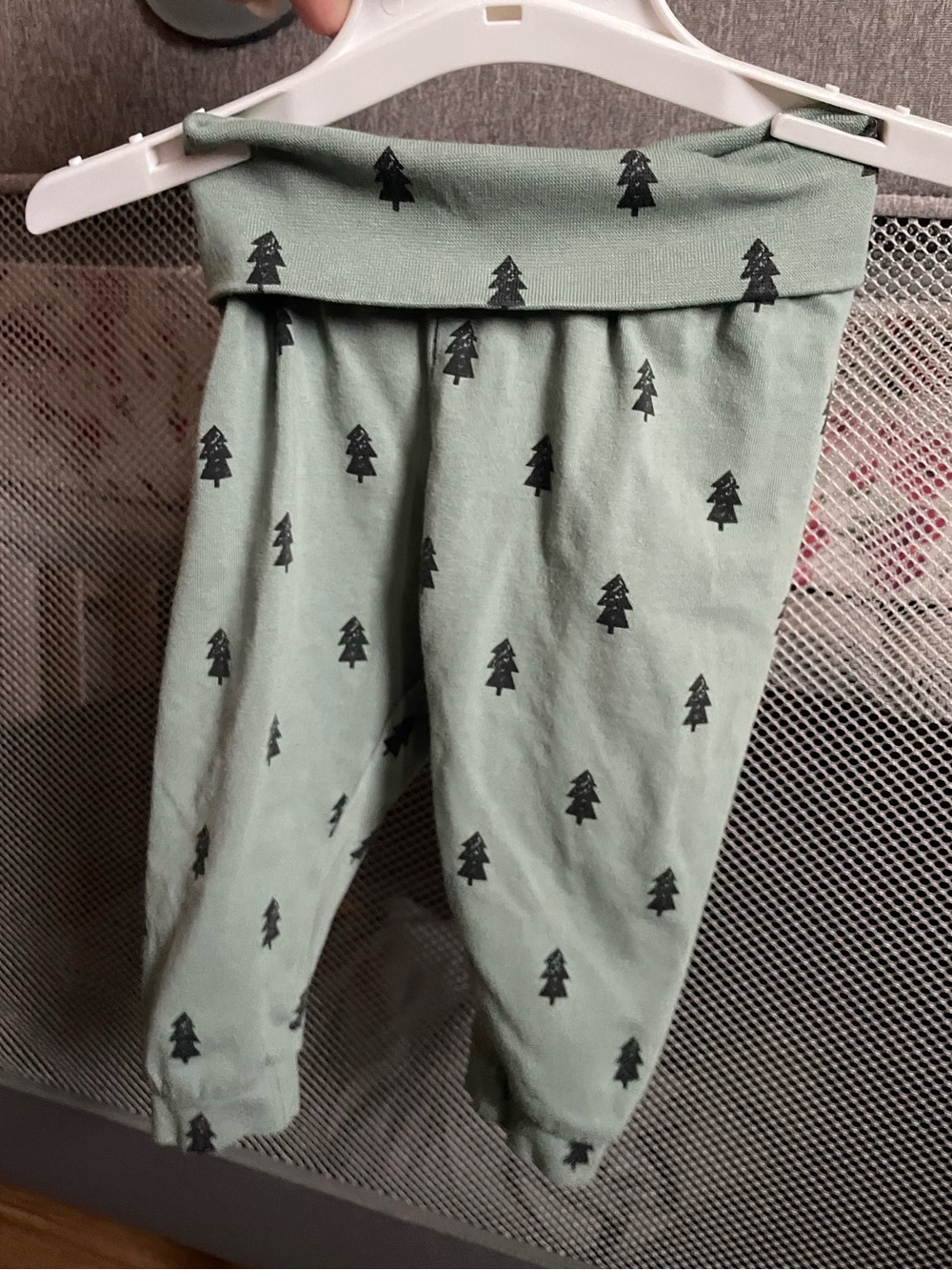 H&M Mint Green Leggings with Black Tree Print